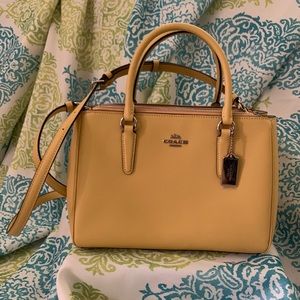 New! Coach Pale Yellow Purse